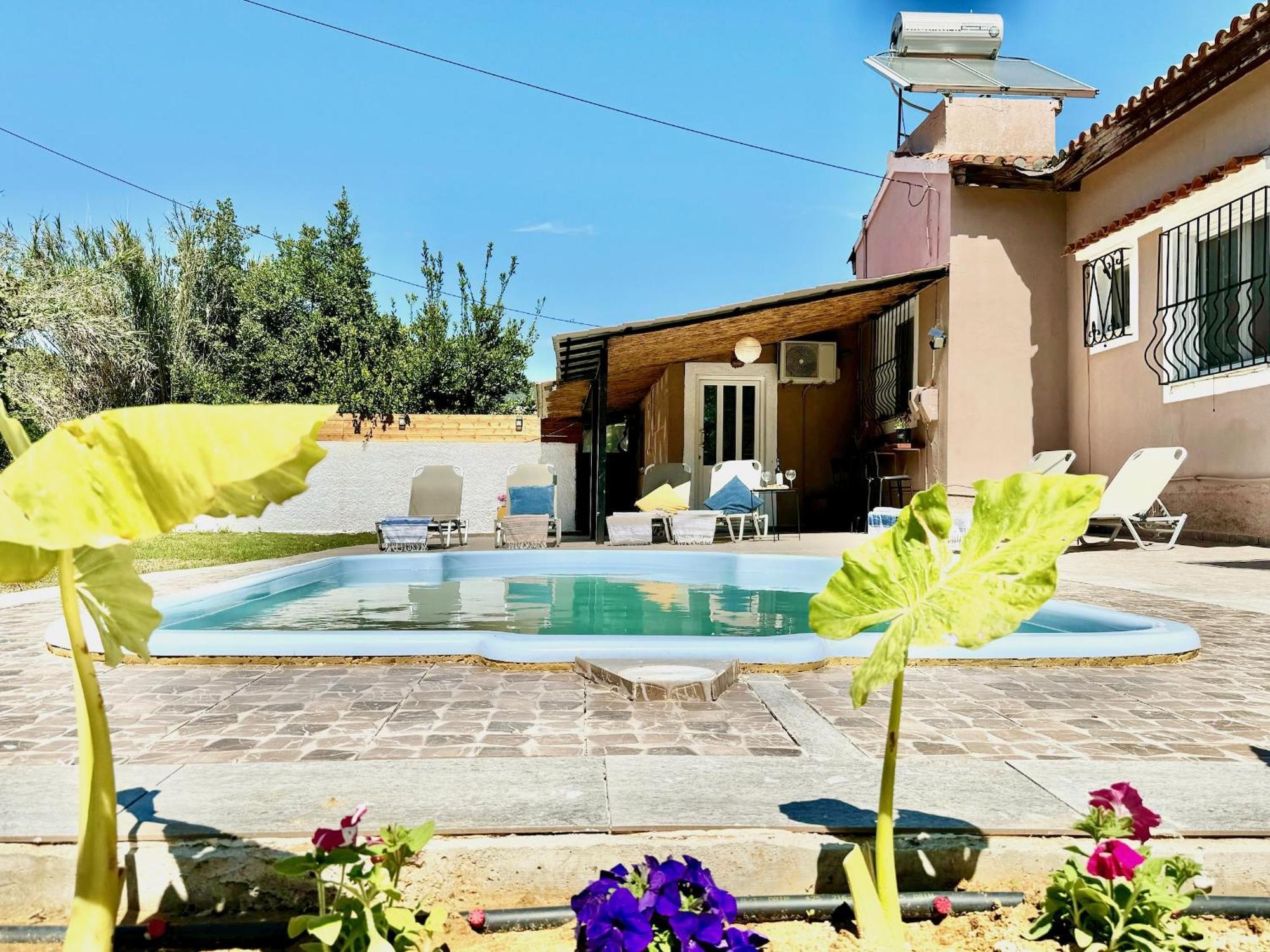 Beach Villa Night Flower With Private Pool By Dadovillas Dassia  Dış mekan fotoğraf